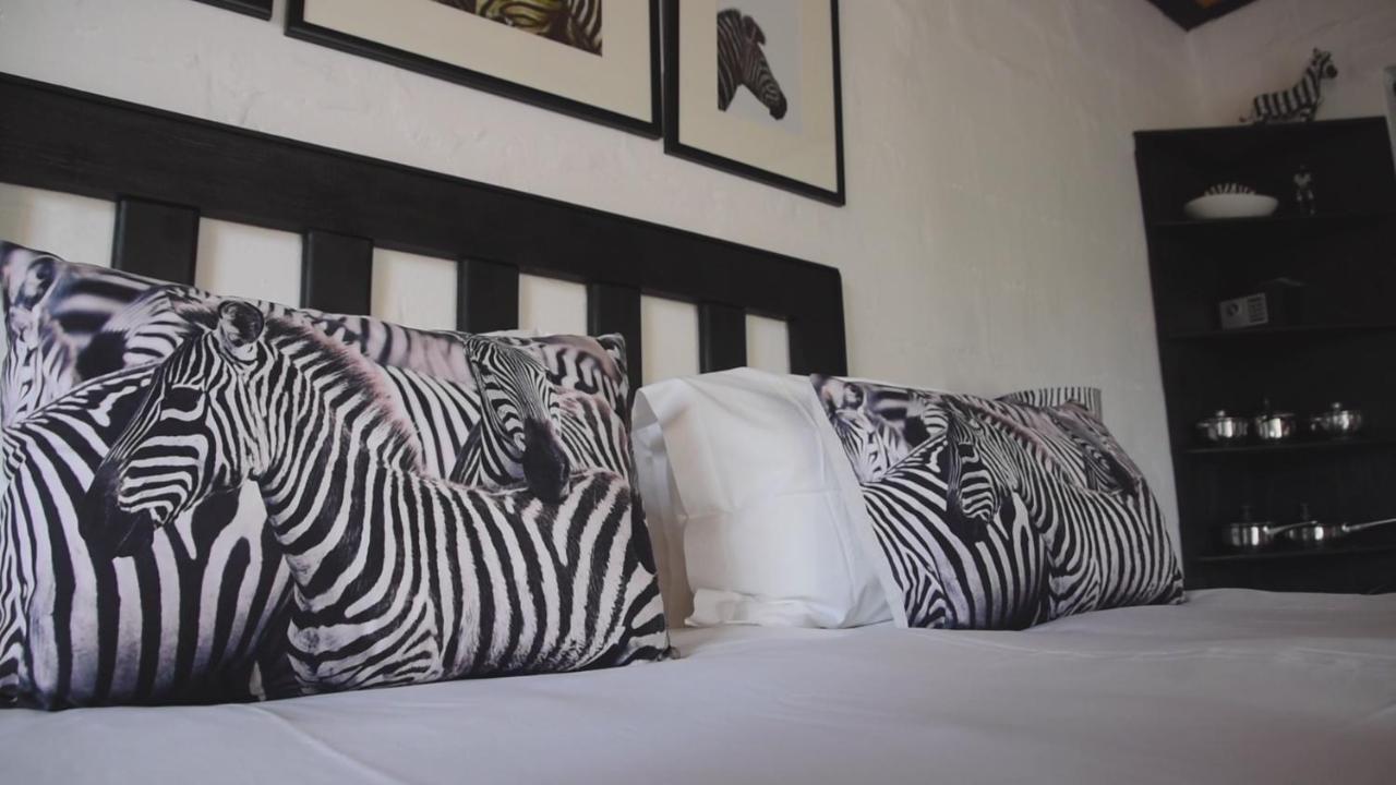 Zwartberg View Mountain Lodge Oudtshoorn Esterno foto